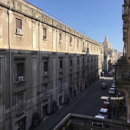 B&B Palazzo Bruca Catania-3